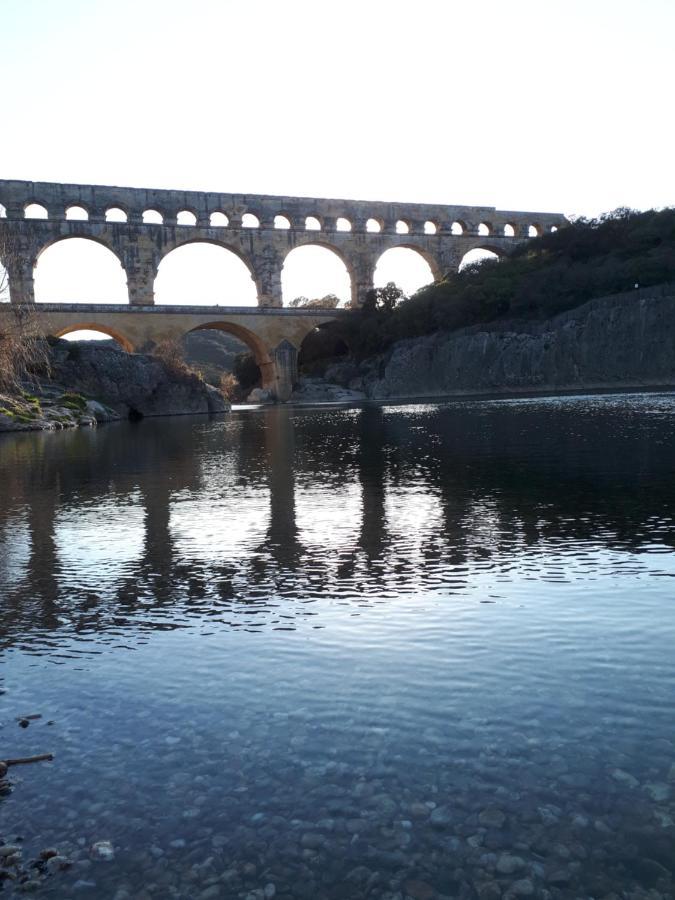 Aux Berges Du Pont Du Gard * Vers-Pont-du-Gard
